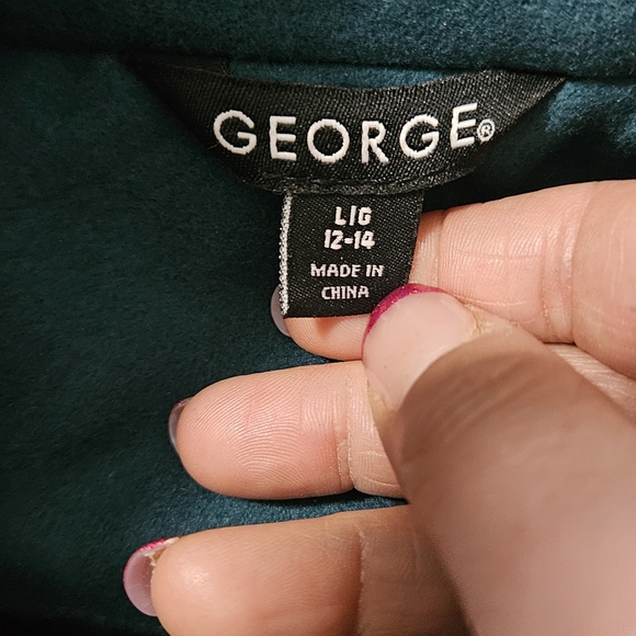 Women's George size Large Pea Coat - Picture 3 of 3